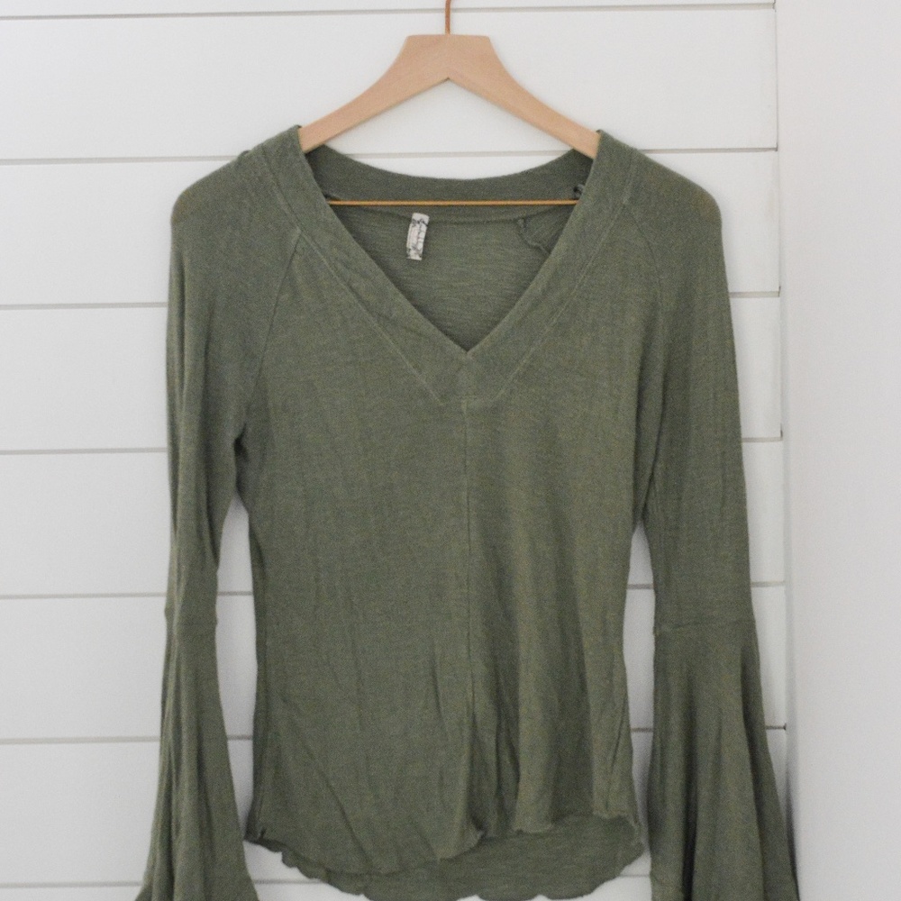 flared sleeve top (3 for 30)